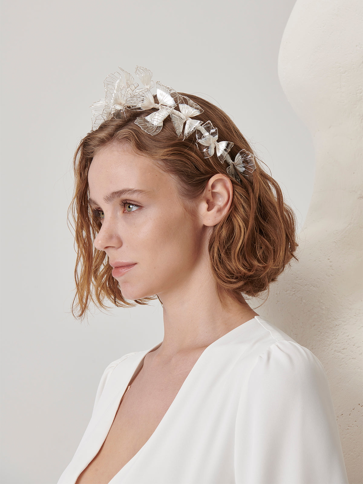 TRANSPARENT DREAMY FLOWER HEADPIECE