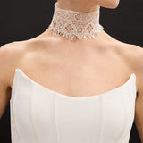 GLIMMER CHOKER