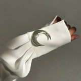 MOON BUTTON CLIP