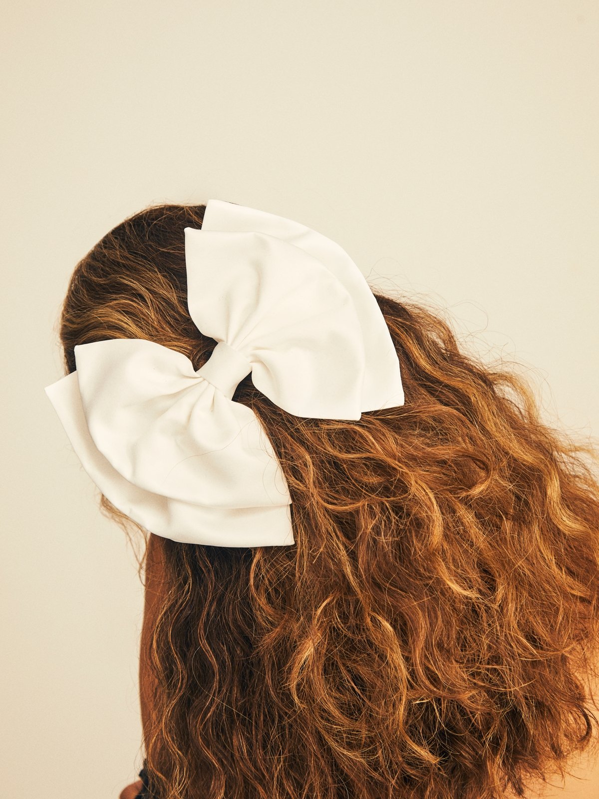 DOUBLE LAYERED BOW